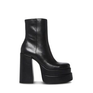 STEVE MADDEN COBRA BOOT